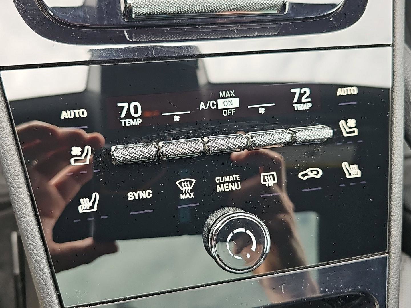 Used 2024 Porsche Cayenne image 13