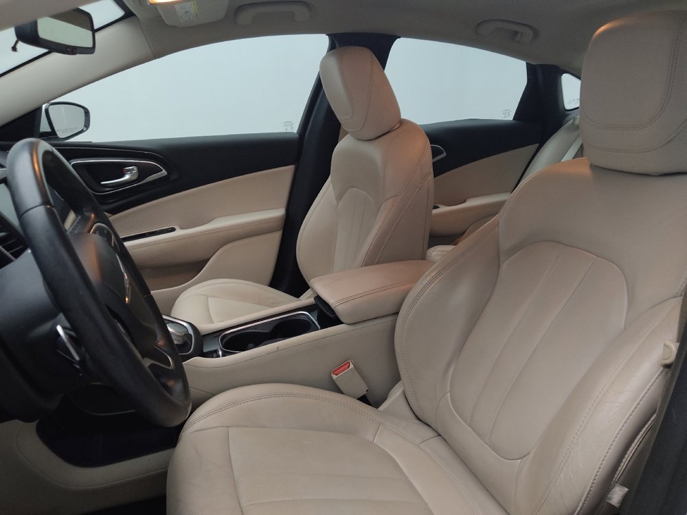 Used 2015 Chrysler 200 C w/ Navigation & Sound Group I image 17