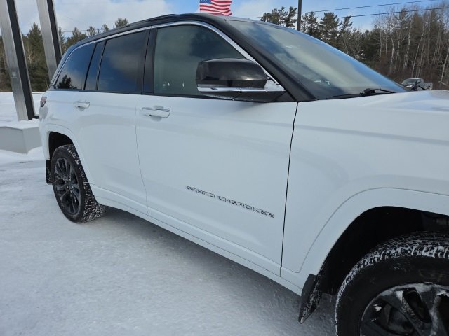 Used 2023 Jeep Grand Cherokee Overland w/ Luxury Tech Group IV image 85