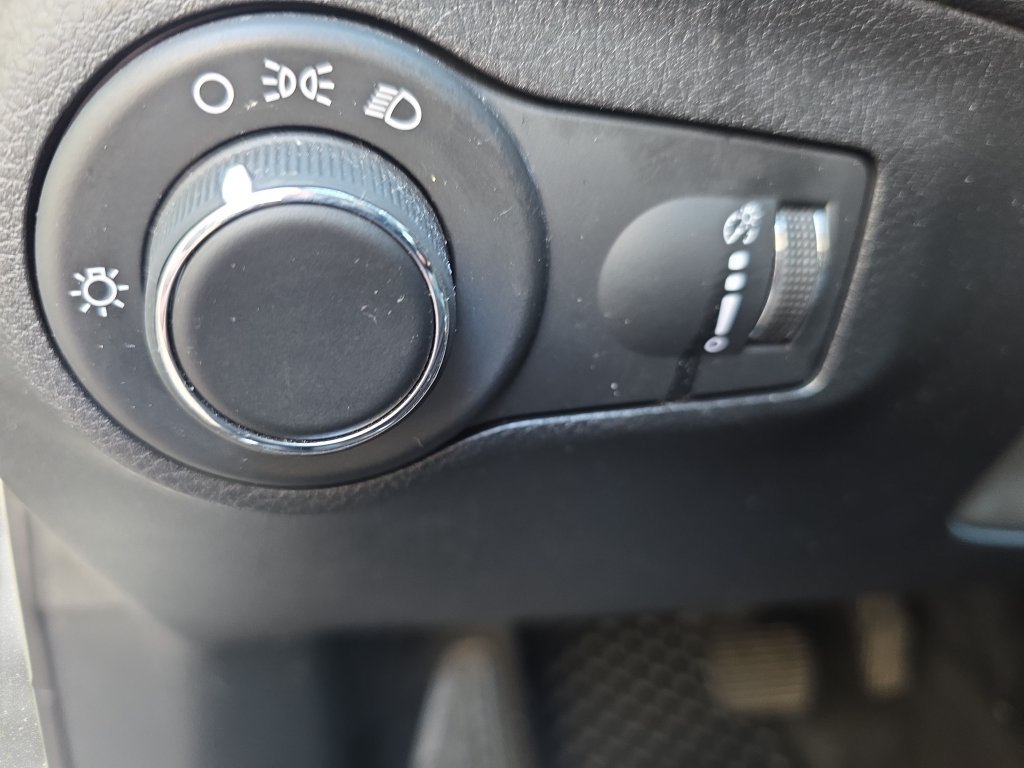 Used 2019 Jeep Compass Sport w/ Cold Weather Group AWD/4WD image 28