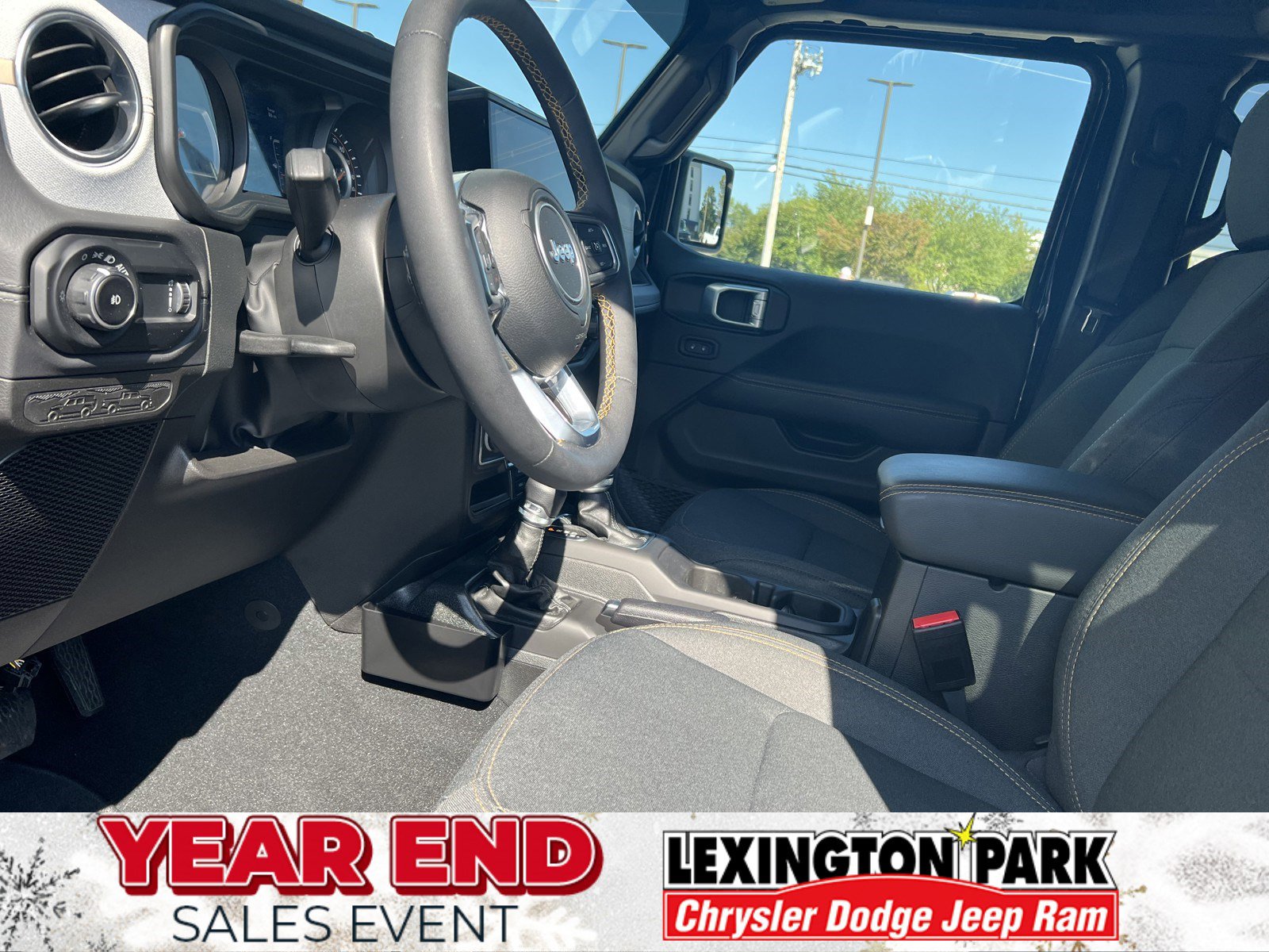 Used 2024 Jeep Wrangler Sahara w/ Technology Group image 13