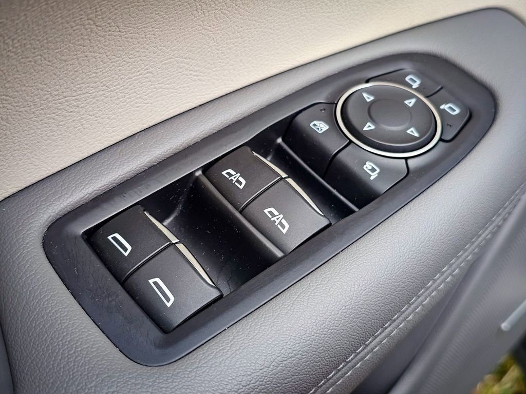 Used 2021 Cadillac XT6 Premium Luxury w/ LPO, Floor Liner Package image 12