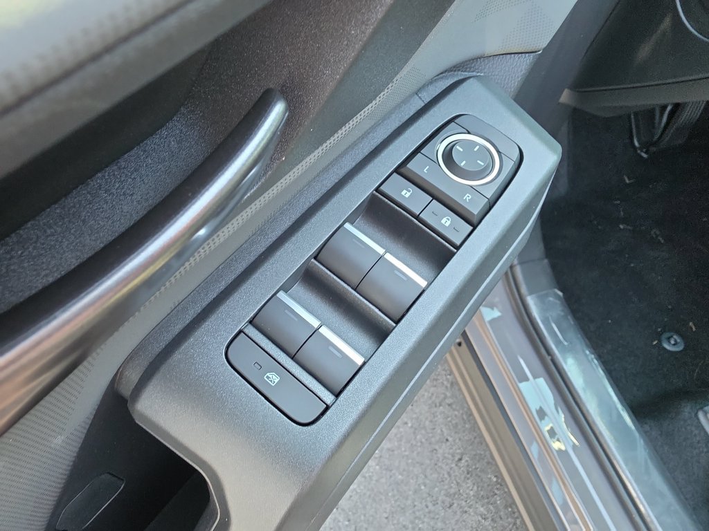 Used 2026 Toyota RAV4 AWD image 17