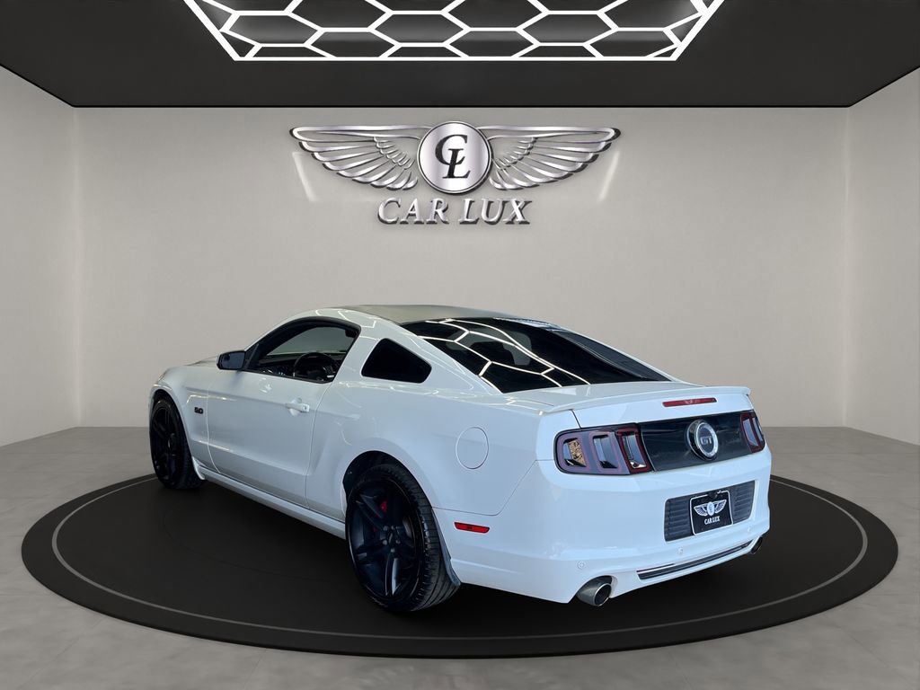 Used 2013 Ford Mustang GT RWD image 4