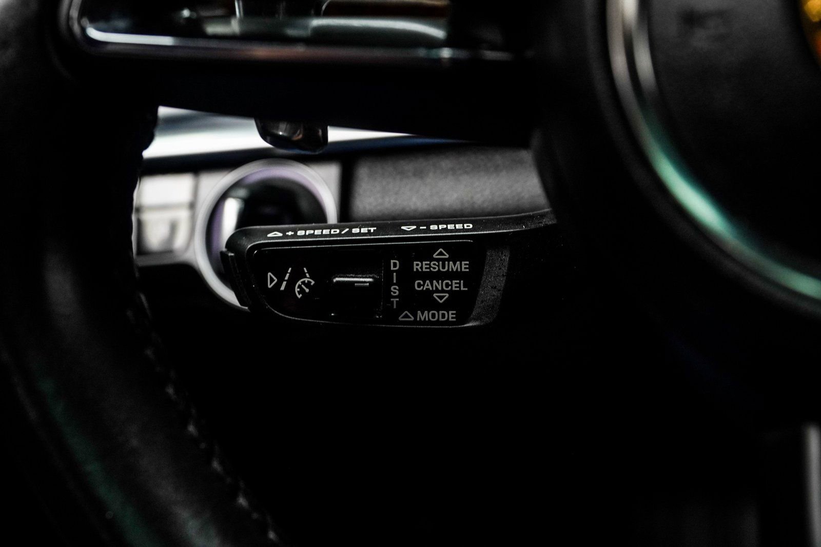 Used 2021 Porsche Panamera 4 image 38