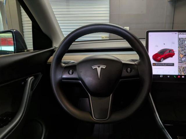 Used 2021 Tesla Model Y Long Range image 14