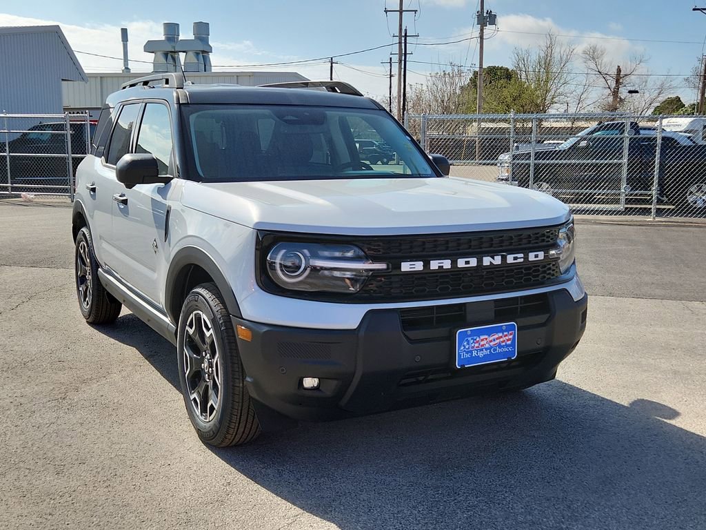 New 2026 Ford Bronco Sport Outer Banks w/ Outer Banks Tech Package+ video 2