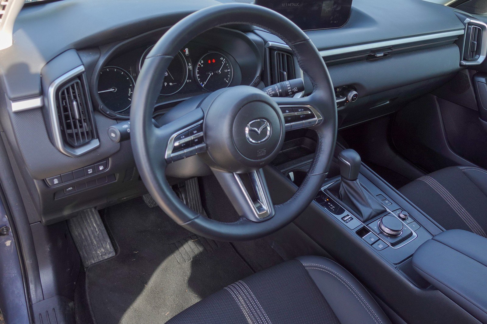 Certified 2025 MAZDA CX-50 2.5 Hybrid w/ Preferred Pkg image 9