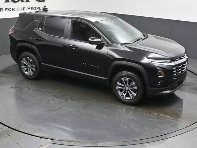 New 2026 Chevrolet Equinox LT w/ Safety and Technology Package FWD image 16