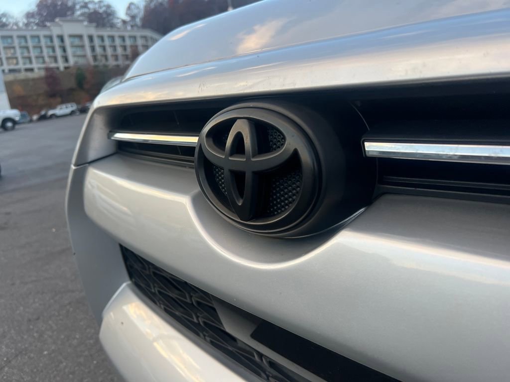 Used 2020 Toyota 4Runner SR5 Premium image 13