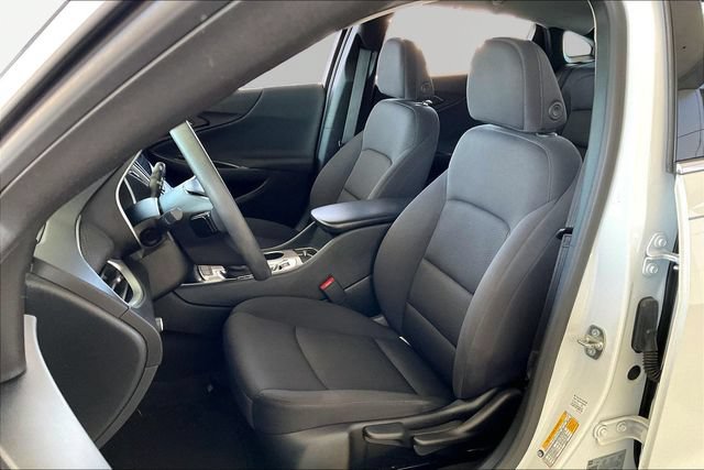 Used 2024 Chevrolet Malibu LS FWD image 15