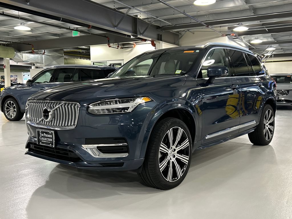 Certified 2025 Volvo XC90 T8 Ultra w/ Protection Package Premier AWD/4WD image 5
