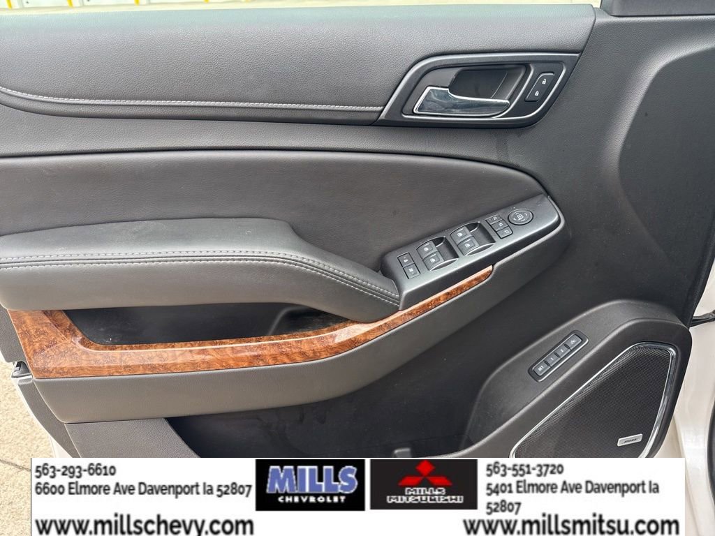 Used 2017 Chevrolet Suburban Premier AWD/4WD image 10