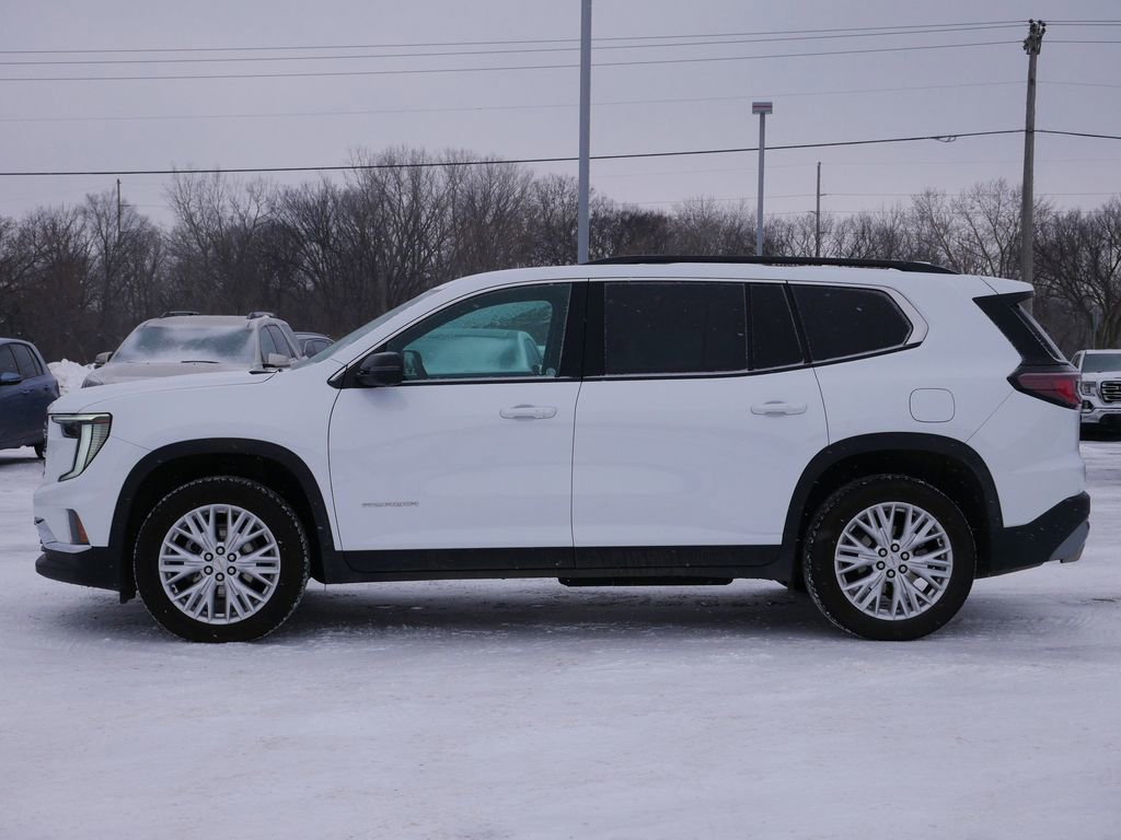 Used 2025 GMC Acadia Elevation w/ Elevation Premium Package image 4