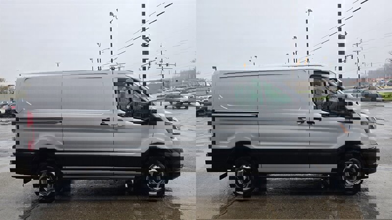 Used 2022 Ford Transit 150 Low Roof image 5