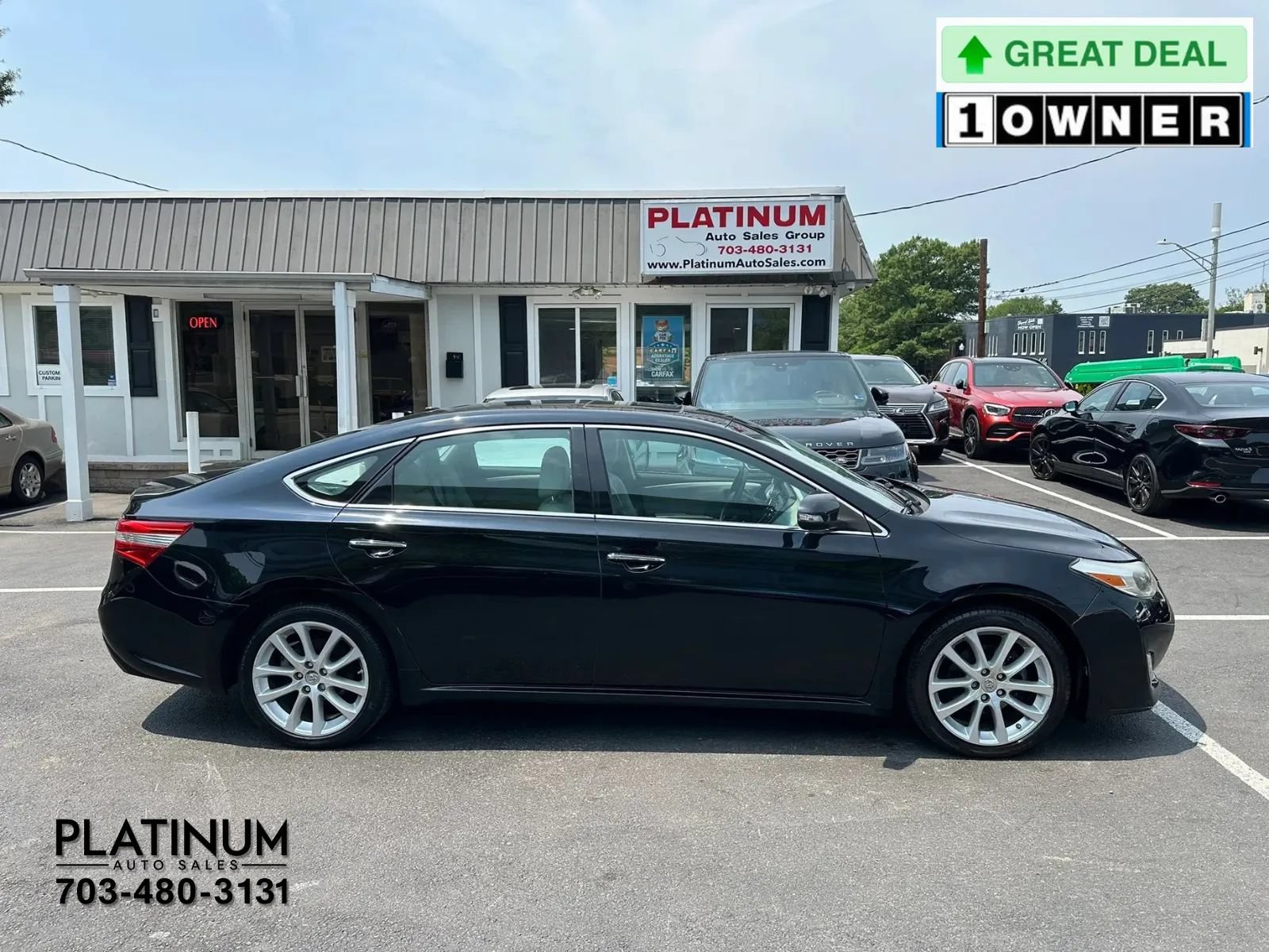 Used 2013 Toyota Avalon XLE Touring FWD image 2