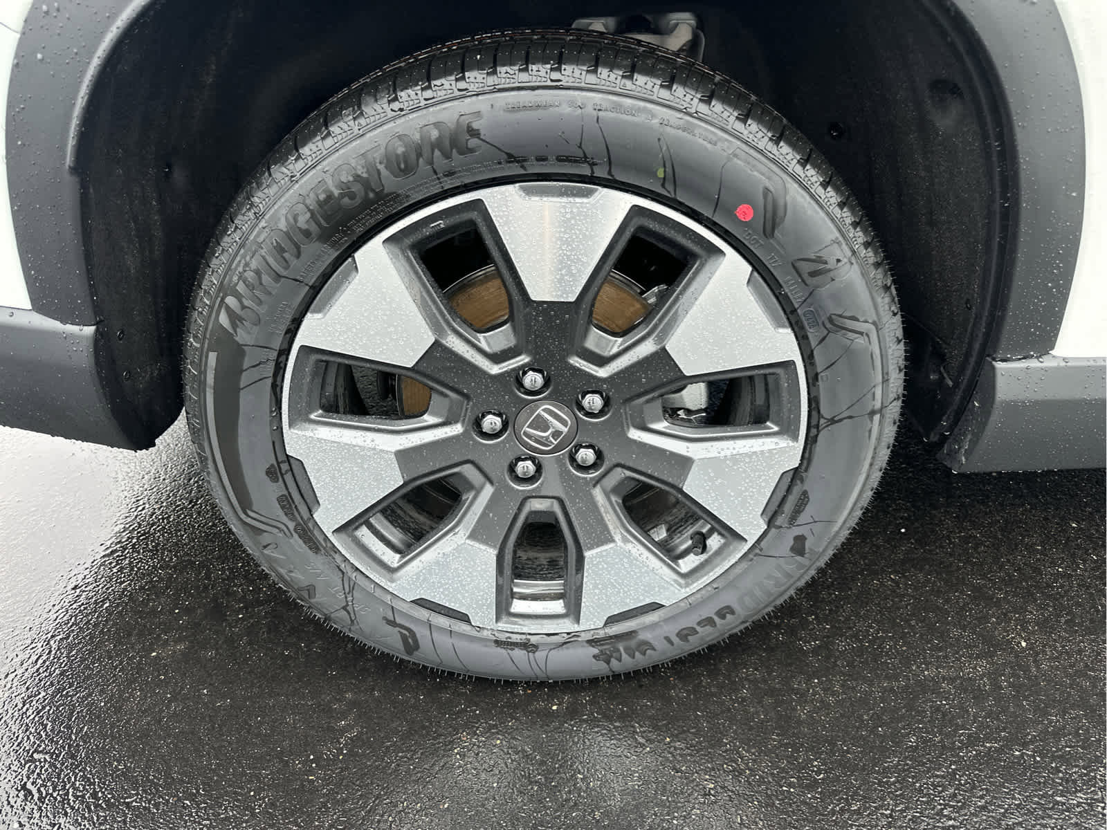 New 2026 Honda Pilot Touring image 9