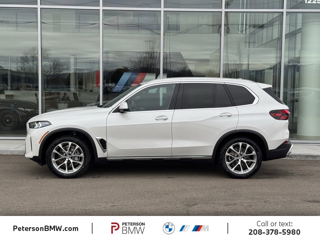 New 2026 BMW X5 xDrive40i image 3