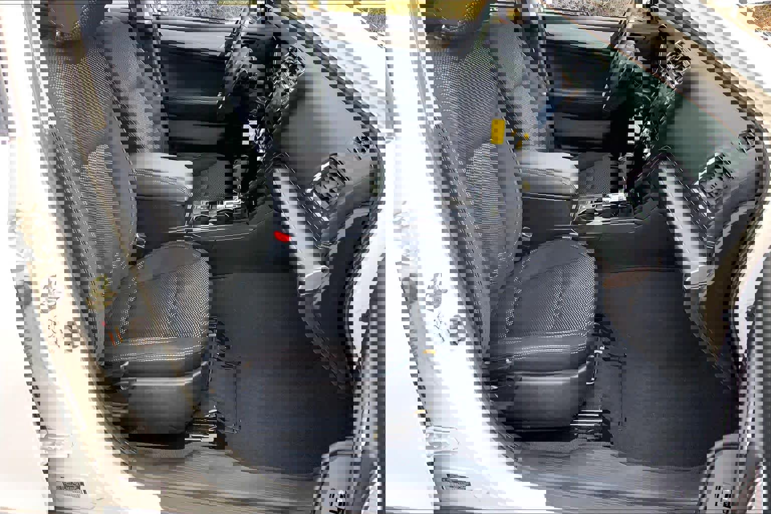 Used 2019 Subaru Outback 2.5i Premium image 9