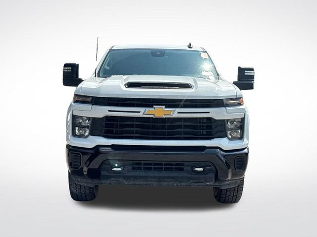 Used 2024 Chevrolet Silverado 2500 Custom w/ Custom Value Package AWD/4WD image 10