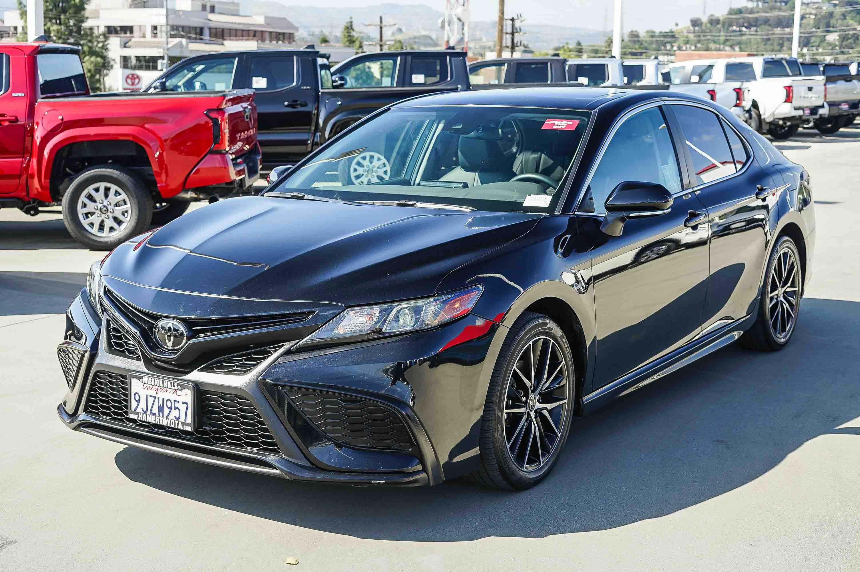 Certified 2024 Toyota Camry SE image 6