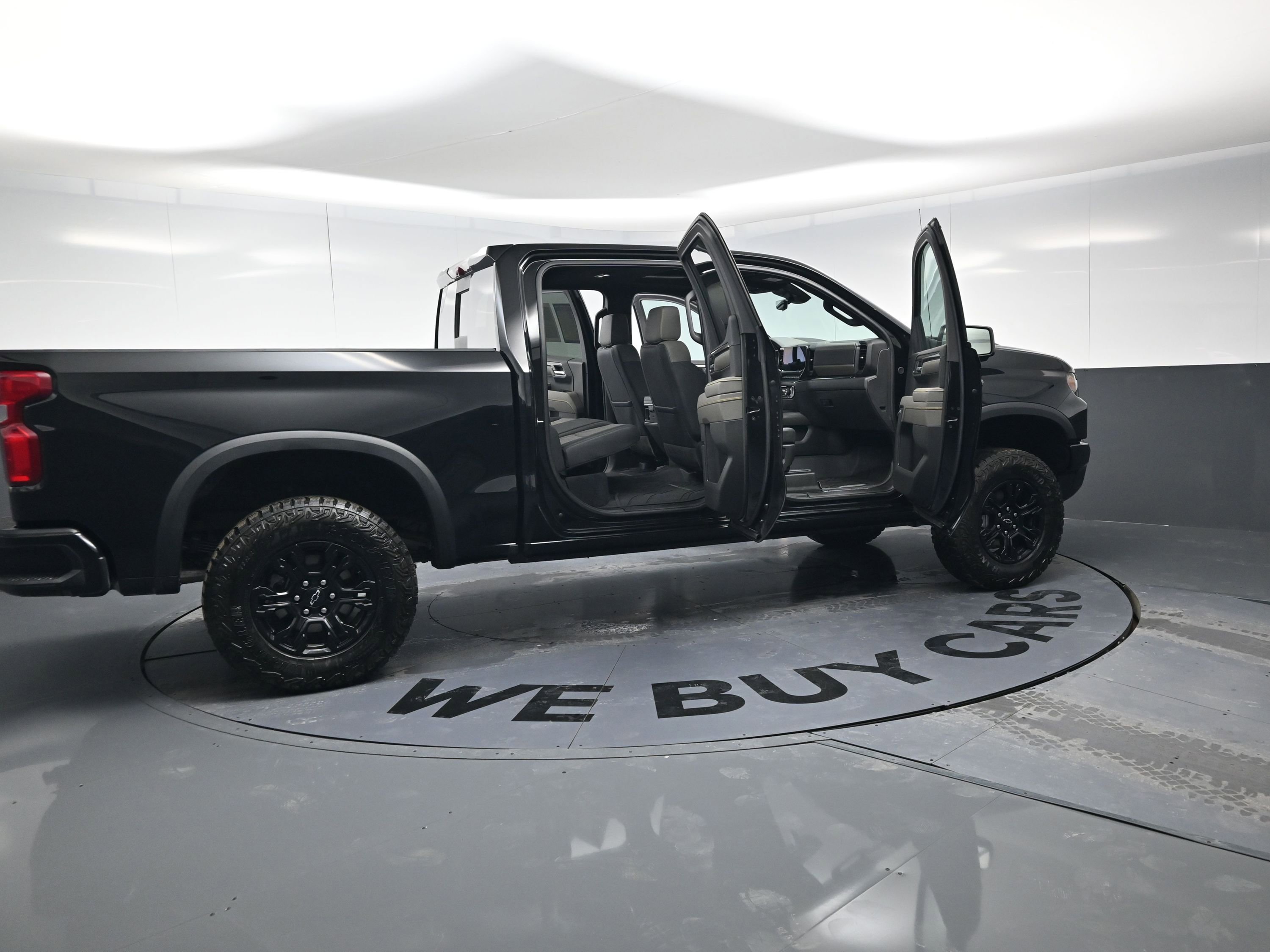 Certified 2025 Chevrolet Silverado 1500 ZR2 w/ Technology Package image 26