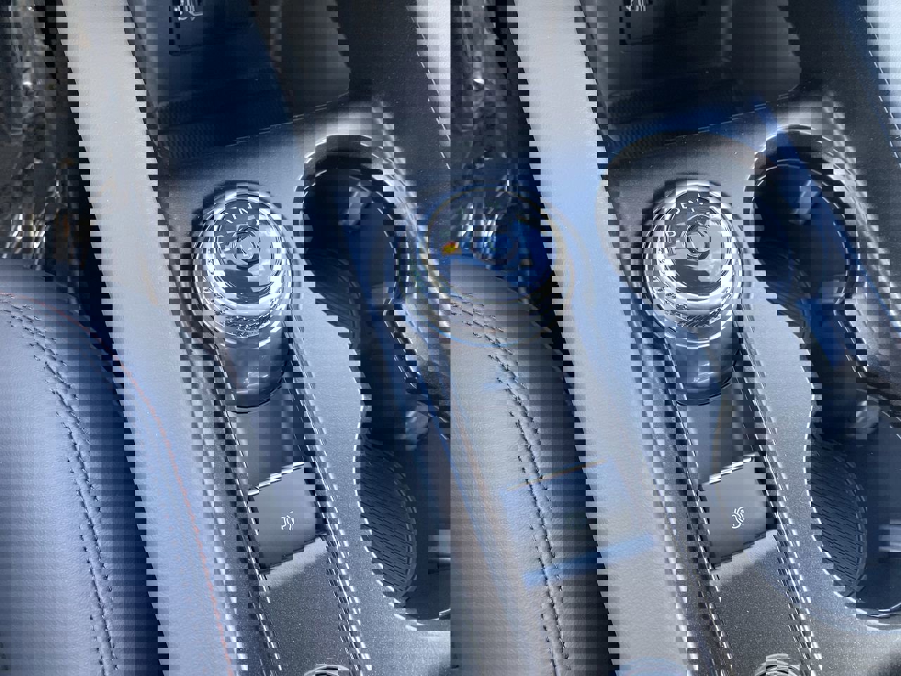 New 2026 Ford Explorer Active w/ Active Comfort Package image 28