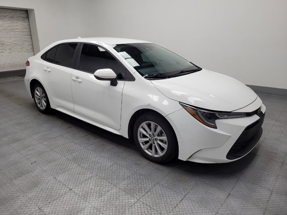 Used 2023 Toyota Corolla LE w/ LE Convenience Package FWD image 11