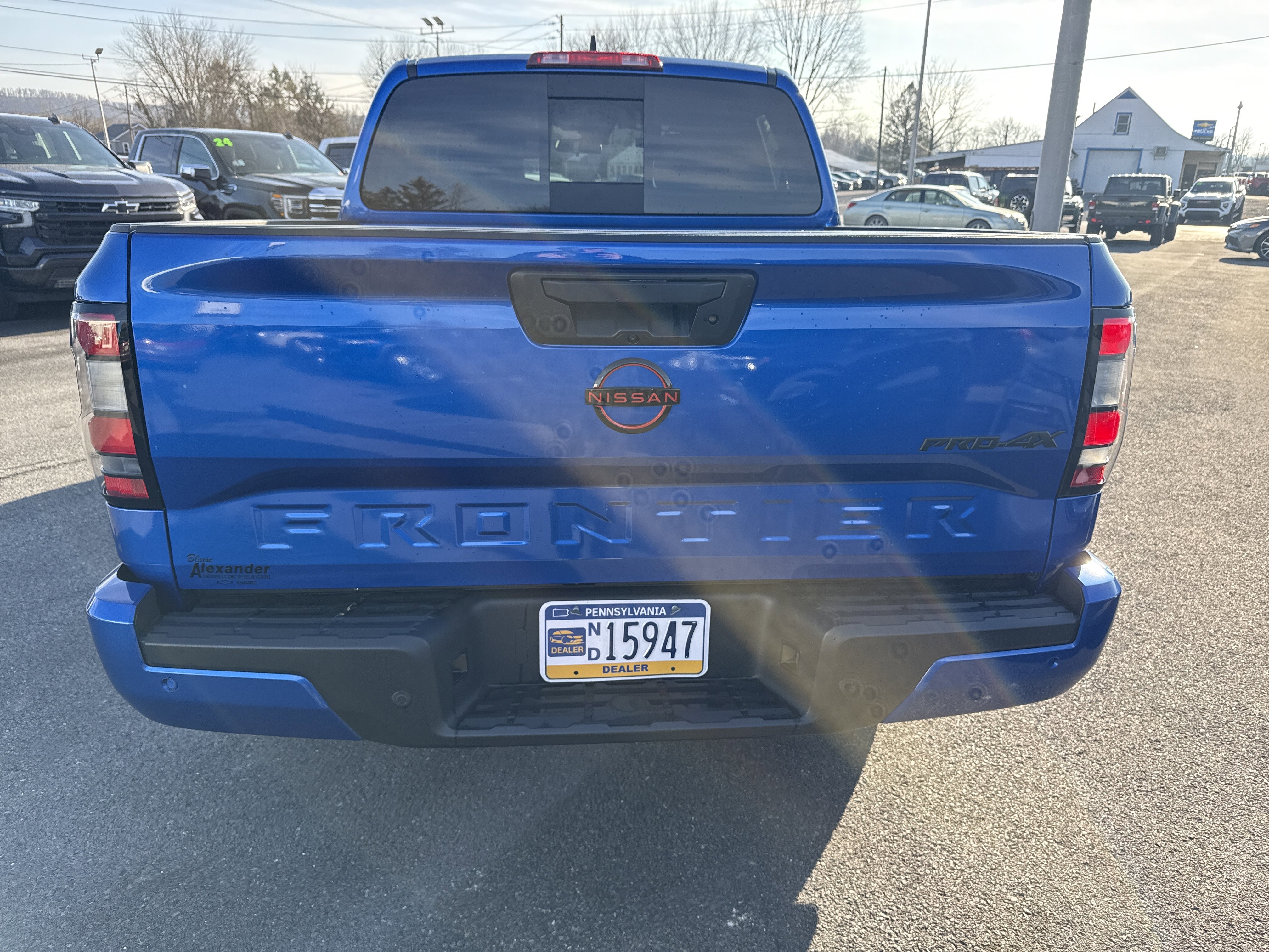 Used 2024 Nissan Frontier PRO-4X w/ Technology Package video 4