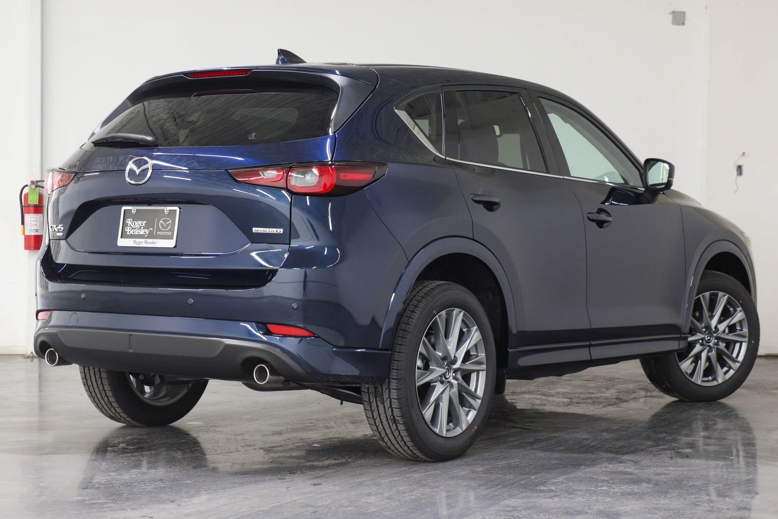 New 2025 MAZDA CX-5 AWD 2.5 S w/ Premium Plus Pkg image 5