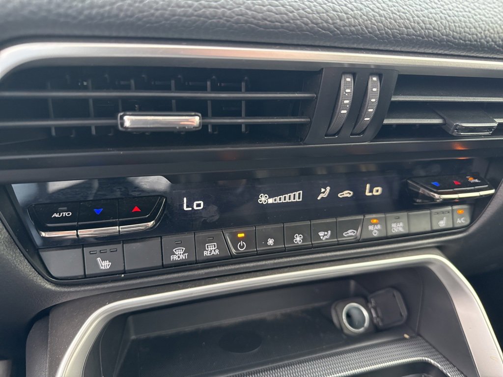 Certified 2025 MAZDA CX-70 3.3 Turbo w/ Preferred Package image 13