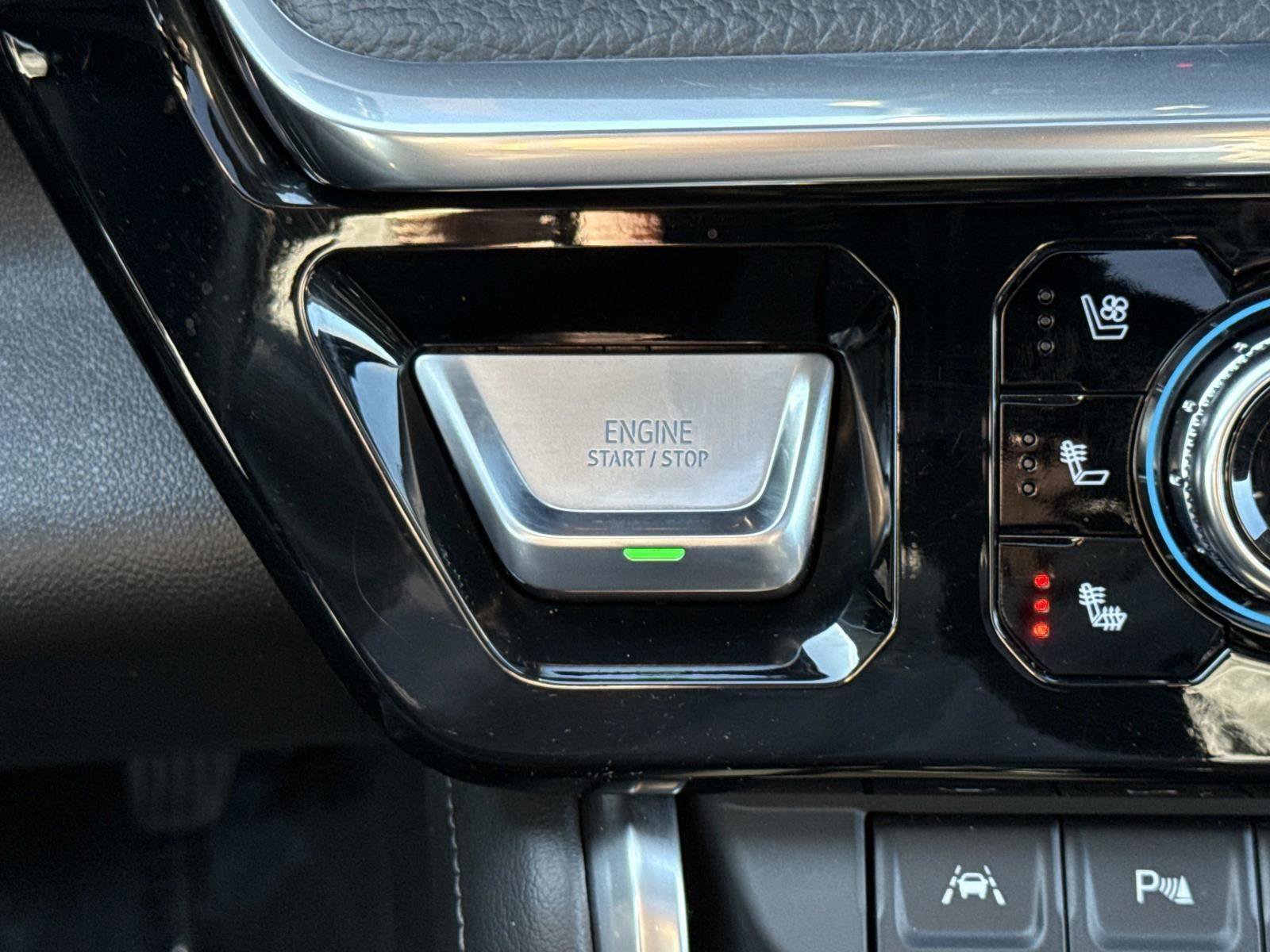 Used 2023 GMC Sierra 1500 Denali w/ Denali Reserve Package image 13