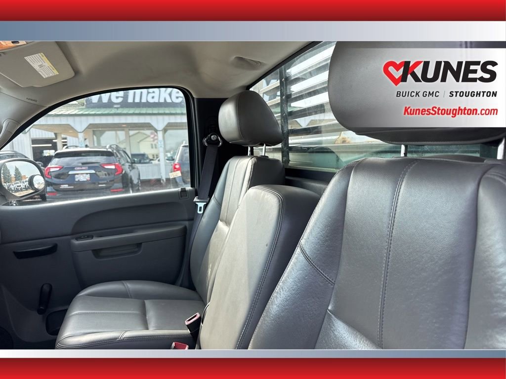 Used 2011 Chevrolet Silverado 1500 W/T RWD image 24