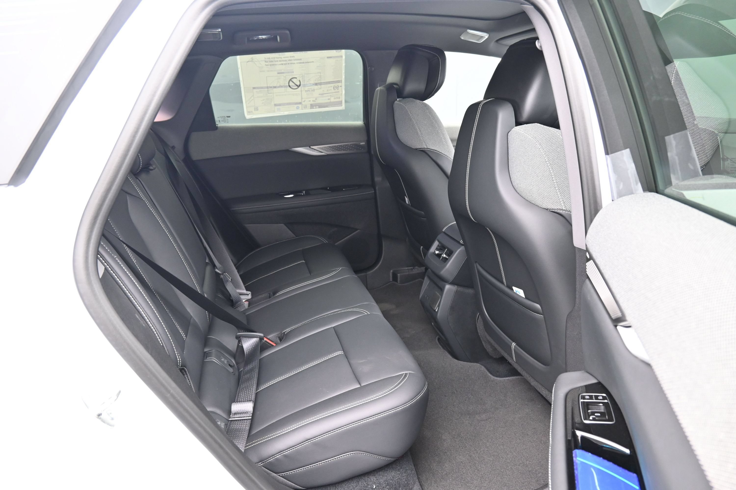 New 2026 Cadillac Optiq Luxury 1 w/ LPO, Floor Liner Package AWD/4WD image 12