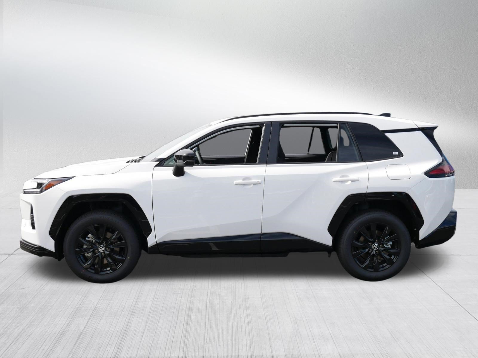Used 2026 Toyota RAV4 SE w/ Convenience Package AWD/4WD image 5