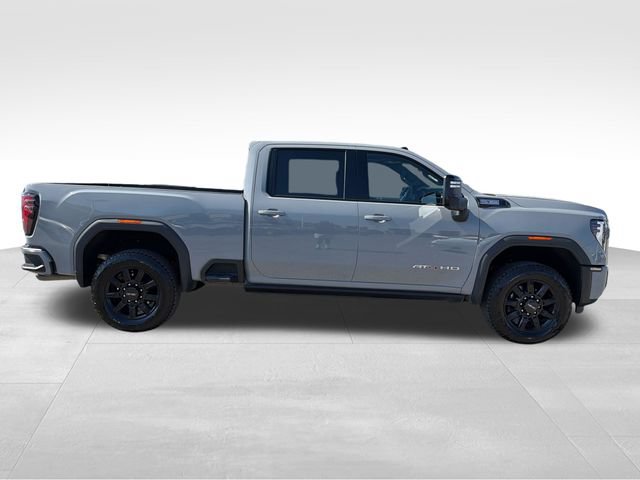 Used 2025 GMC Sierra 2500 AT4 w/ AT4 Premium Plus Package AWD/4WD image 8