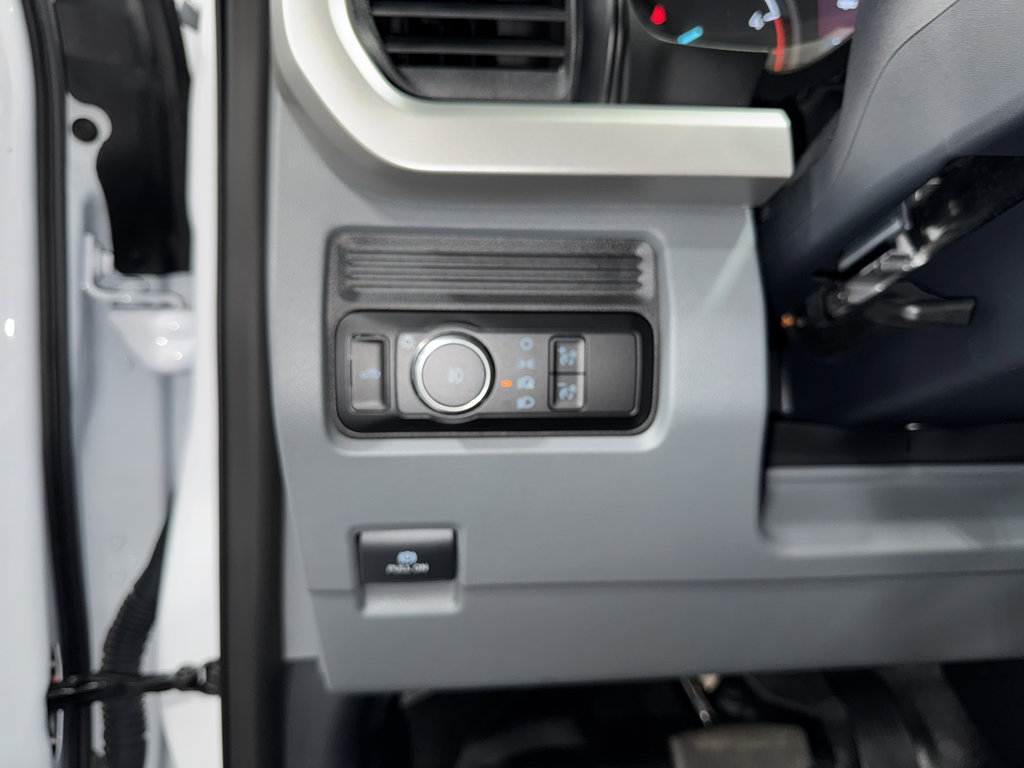 Used 2024 Ford F450 XL image 21