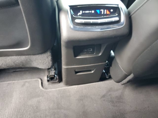 Certified 2024 Cadillac XT6 Luxury FWD image 15