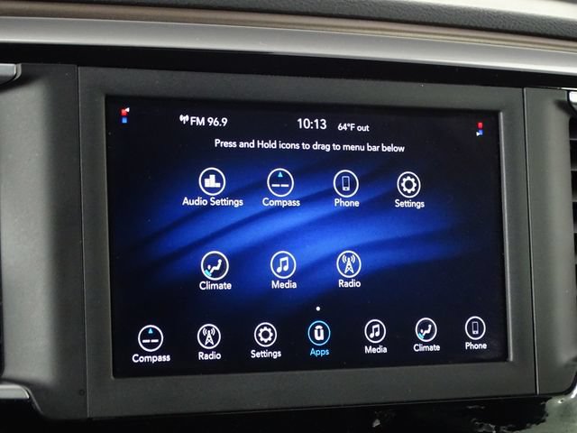 Used 2021 Chrysler Voyager L FWD image 31