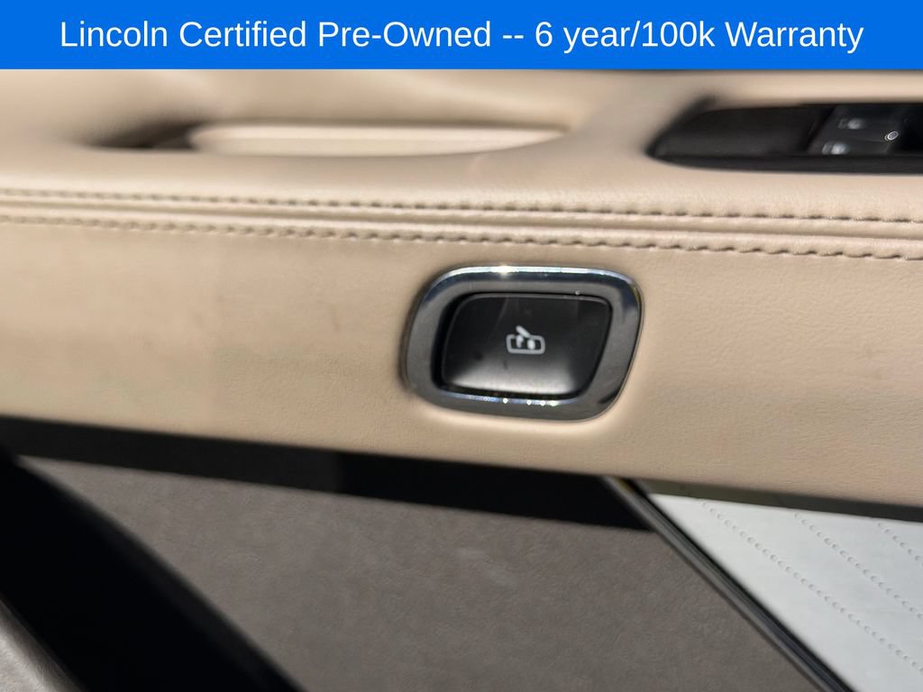Used 2023 Lincoln Aviator Reserve w/ Equipment Group 201A AWD/4WD image 29