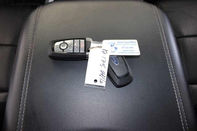 Used 2025 Ford F250 Lariat w/ Black Appearance Package AWD/4WD image 32