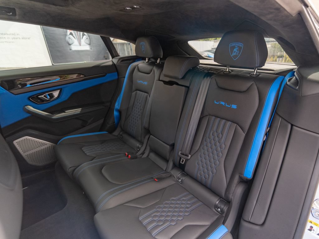 Used 2024 Lamborghini Urus S AWD/4WD image 5