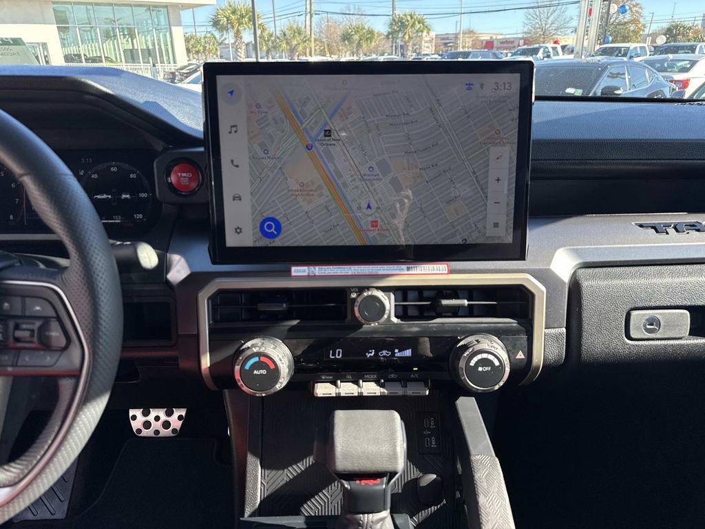 Used 2025 Toyota Tacoma TRD Sport image 25