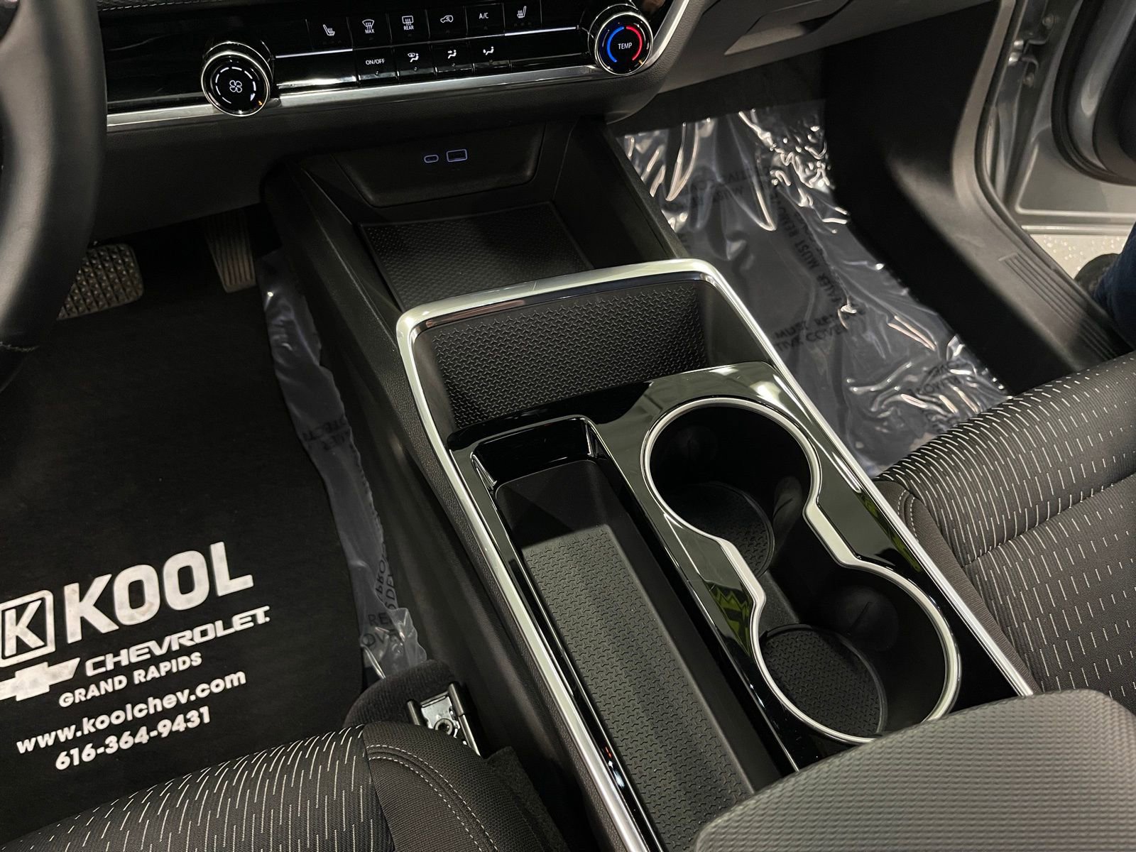 Used 2025 Chevrolet Equinox LT image 17