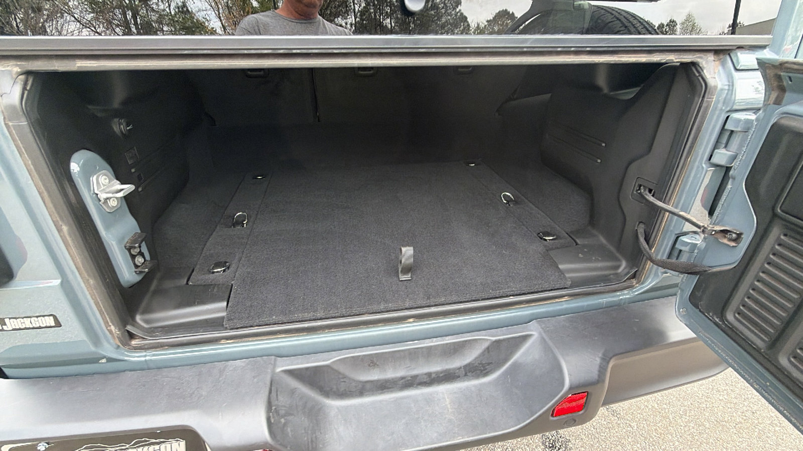 Used 2025 Jeep Wrangler Sahara w/ Safety Group image 13