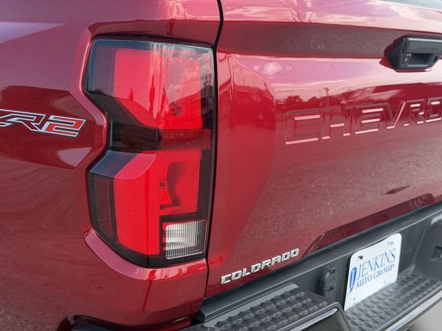 Used 2024 Chevrolet Colorado ZR2 w/ ZR2 Convenience Package III AWD/4WD image 14