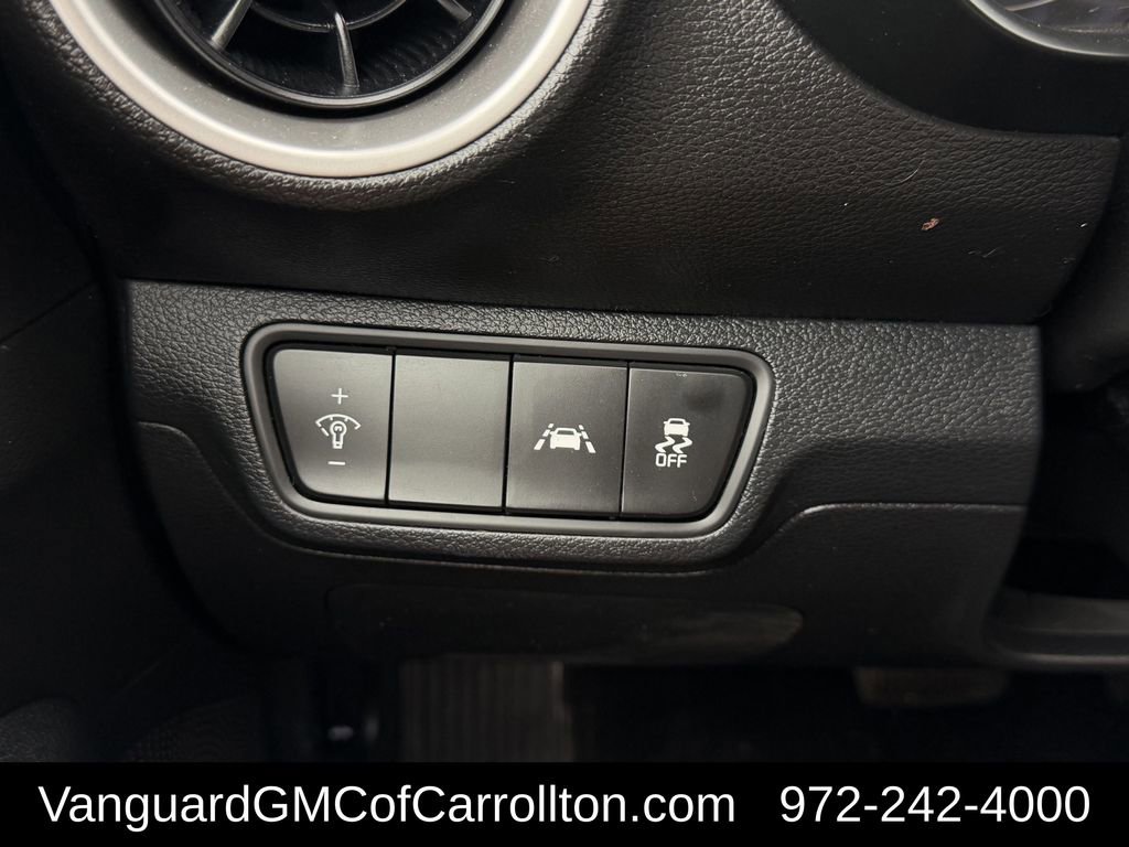Used 2020 Kia Forte LXS FWD image 24