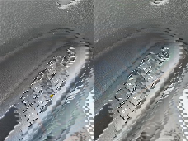 Certified 2022 GMC Canyon Elevation w/ Trailering Package image 15