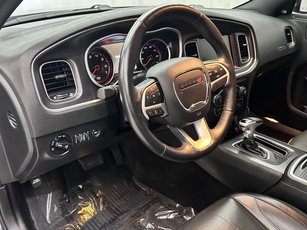 Used 2016 Dodge Charger SXT w/ AWD Plus Group image 11
