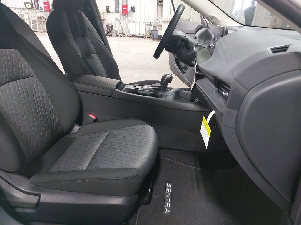 New 2026 Nissan Sentra SV w/ Floor Mat Package FWD image 10